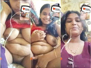 Sexy Desi girl Shows Her Boobs and pussy On VC