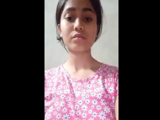 Desi lady showing big boobs and pussy