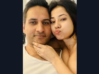 Beautiful Sexy Horny Gf Blowjob and Fucking