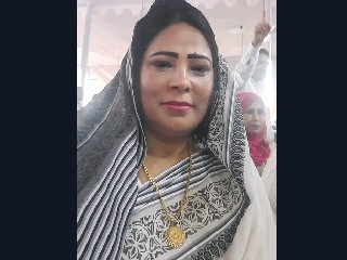 Milf Affair Showing Lover