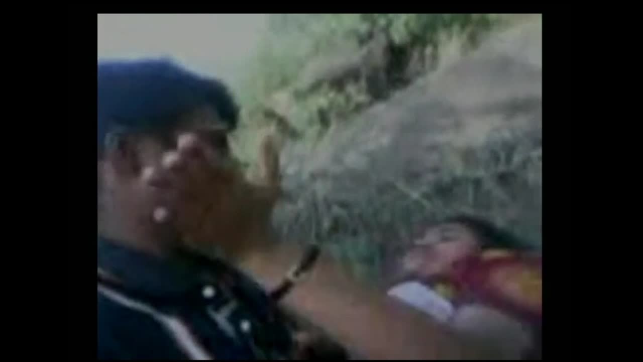 Desi lovers nude play in park