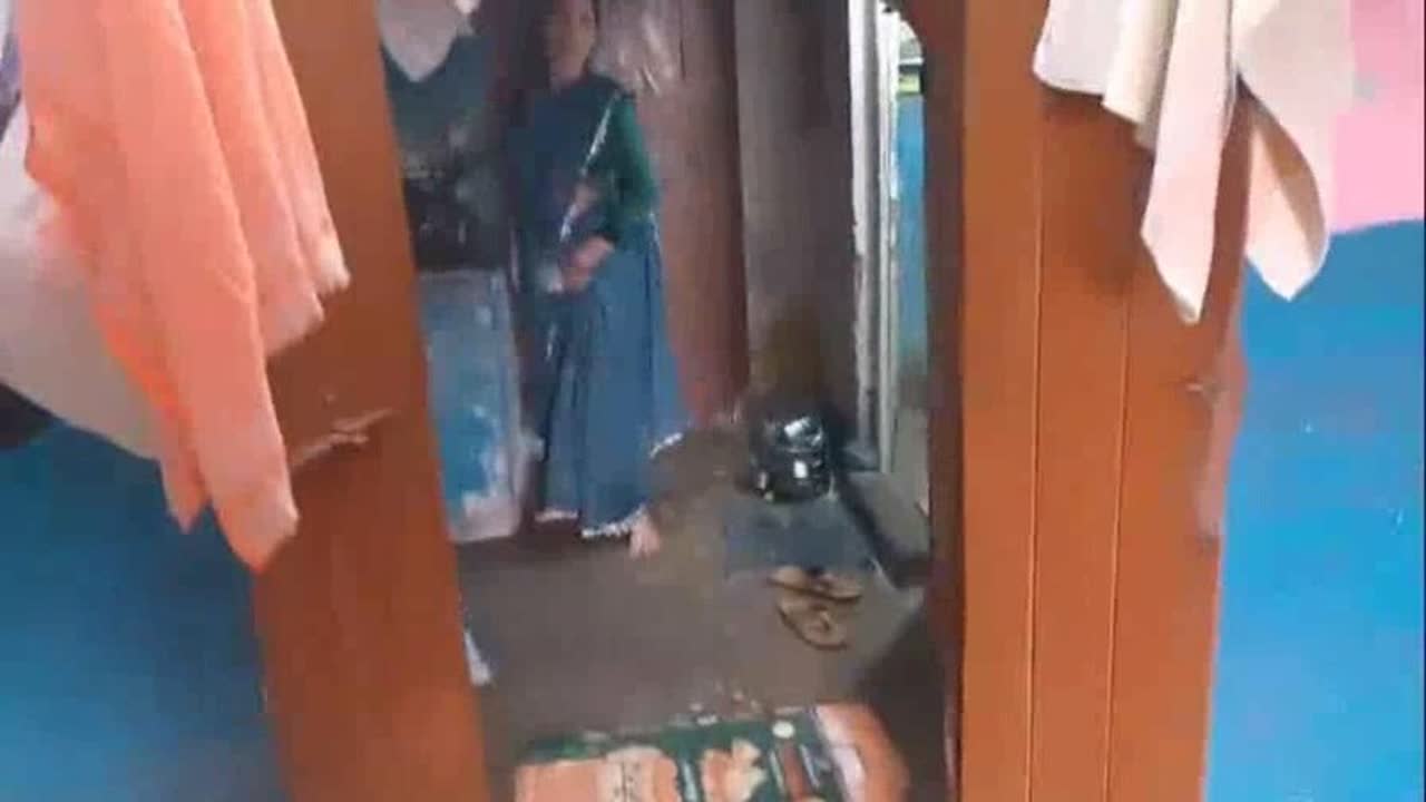 Randi Bhabi at Home with Lover