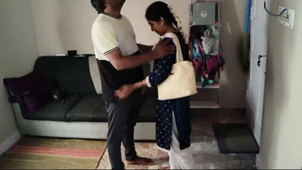 Office Girl Fucked by Teammanager at home