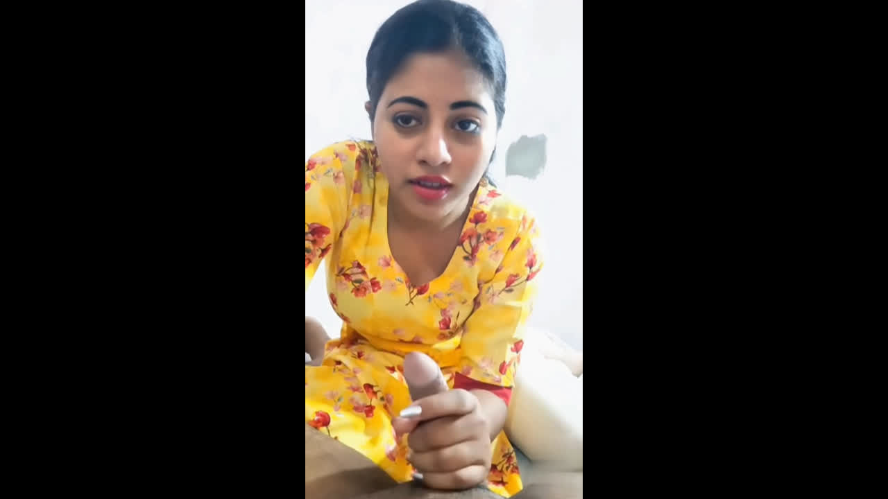 Desi College Girlfriend Fuck in Oyo Hindi Audio Village