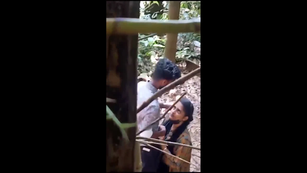 Mallu girl outdoor blowjob