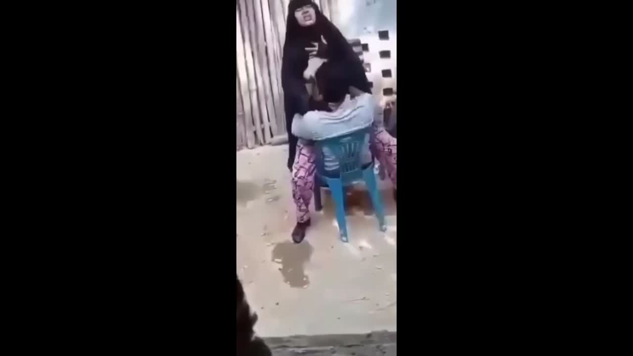 Horny Gf In Burka Riding On Lover Outdoor