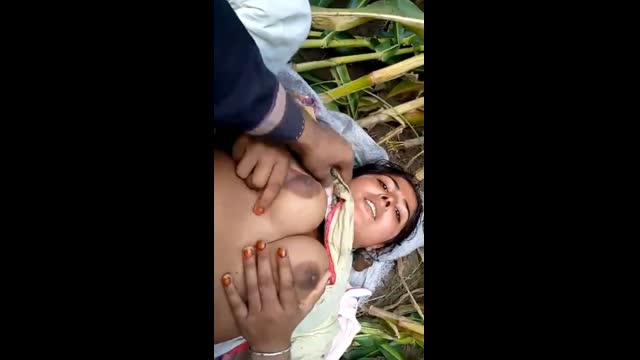 Desi Bhabi fuck outdoor