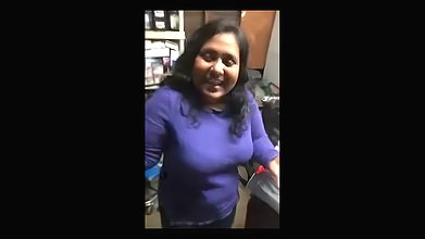 Shoping Store Desi Aunty Giving Blowjob And Fuck Owner